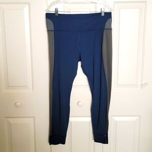 Athleta blue/gray "Allyson Felix"workout legging sz XL